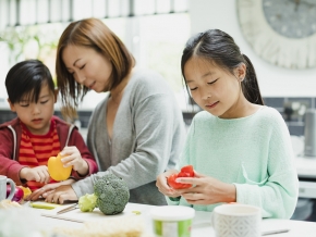 family preparing dinner